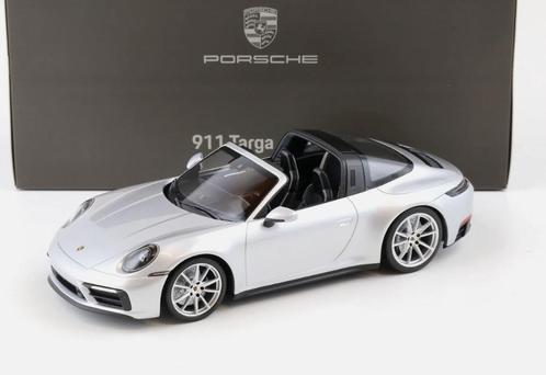 1:18 Porsche 911 992 Targa 4 GTS - 2021 - Zilver Met PRE ORD, Hobby en Vrije tijd, Modelauto's | 1:18, Nieuw, Auto, MiniChamps