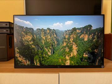 Hele mooie 27-inch monitor, 75HZ beschikbaar voor biedingen