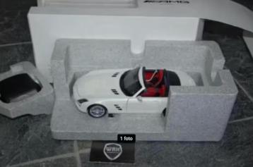 1:18 Mercedes SLS AMG Cabriolet white Minichamps WRH beschikbaar voor biedingen