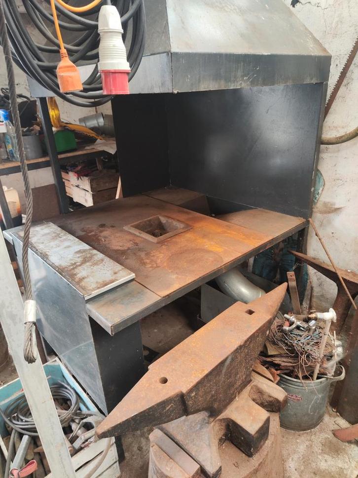 Smidsvuur , smeden, Smederij, Antiek en Kunst, Antiek | Gereedschap en Instrumenten, Ophalen