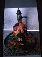 Kruik op schotel/ Gouds Plateel, Ophalen of Verzenden, Zo goed als nieuw