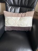 Handgemaakt uniek sierkussen beige/grijs/rood, Ophalen of Verzenden