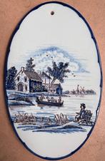 Mooie wandtegel / aardewerk plaquette, Woudsend, Antiek en Kunst, Antiek | Wandborden en Tegels, Ophalen of Verzenden