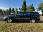 Volvo V70 2.4 T 200PK AUT 2002 Zwart, Youngtimer, Nieuwe APK, Auto's, Volvo, 1800 kg, Zwart, Zwart, Stationwagon