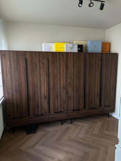 Twee walnoot fineer kasten – als set of los te koop, Huis en Inrichting, Kasten | Dressoirs, Zo goed als nieuw, 100 tot 150 cm