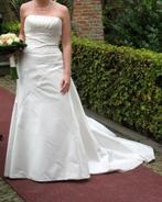 Pronovias trouwjurk evt. incl.bustier & schoenen, Wit, Zo goed als nieuw, Ophalen, Trouwjurk