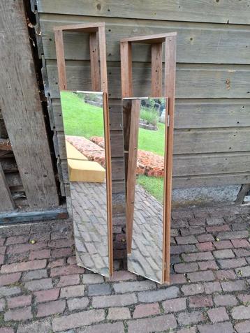 Hoekspiegels/ kastjes badkamer constructam  beschikbaar voor biedingen