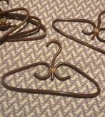 Vintage bamboe & houten kledinghangers, Ophalen of Verzenden, Zo goed als nieuw, Hout, Volwassenen