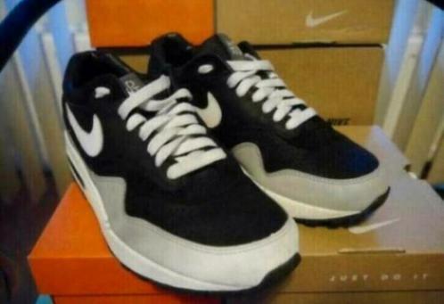 Nike air max 1 x Ben Drury “Air U Breath” Mt 40|US 7, Kleding | Heren, Schoenen, Zo goed als nieuw, Sneakers of Gympen, Overige kleuren