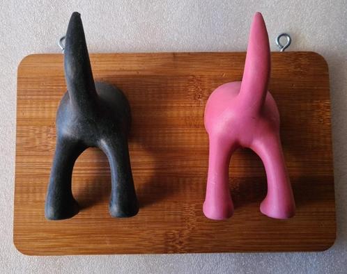 kapstok 2 of 3 haken "honden kont"., Huis en Inrichting, Woonaccessoires | Kapstokken, Nieuw, Wandkapstok, Minder dan 100 cm, Overige materialen