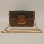 Louis Vuitton M68746 Dauphine Chain Wallet, Louis Vuitton, Gebruikt, Support@louisvuitton.com, 2 Rue du Pont Neuf
75001 Paris
France