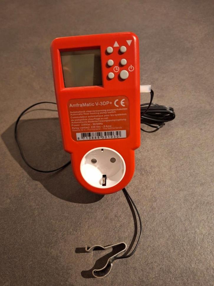 Vloerverwarming Pomp Schakelaar, Doe-het-zelf en Verbouw, Thermostaten, Gebruikt, Slimme thermostaat, Ophalen of Verzenden