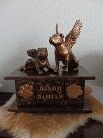 Stafford Terriër beeld op urn met of zonder vleugels als set, Ophalen of Verzenden, Nieuw