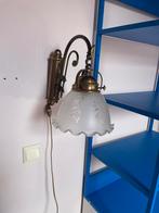 Vintage hanglamp met bloemen en melkglas, Huis en Inrichting, Lampen | Hanglampen, Zo goed als nieuw, Ophalen