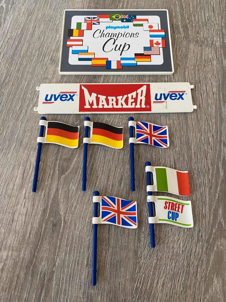 Vintage vlaggen en billboard., Kinderen en Baby's, Speelgoed | Playmobil, Gebruikt, Los playmobil, Ophalen of Verzenden