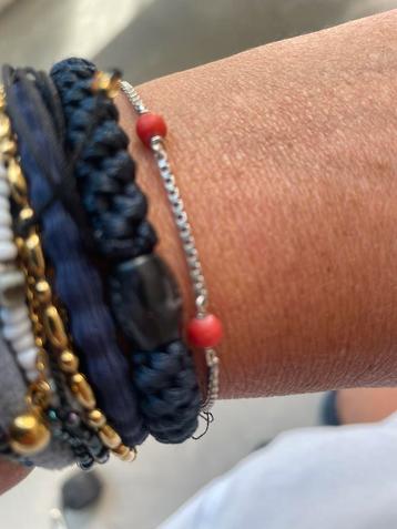 Zilveren armband echt bloedkoraal armbandje beschikbaar voor biedingen