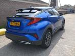 Toyota C-HR 2.0 Hybrid Bi-Tone|18" LM-velgen|Navigatie|Alcan, 12 maanden, 4 cilinders, Blauw, Bedrijf