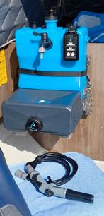 Mobiele Kunststof Watertank, Wasbak, Douche, Wasstation zgan, Watersport en Boten, Ophalen of Verzenden, Zo goed als nieuw, Zeilboot of Motorboot