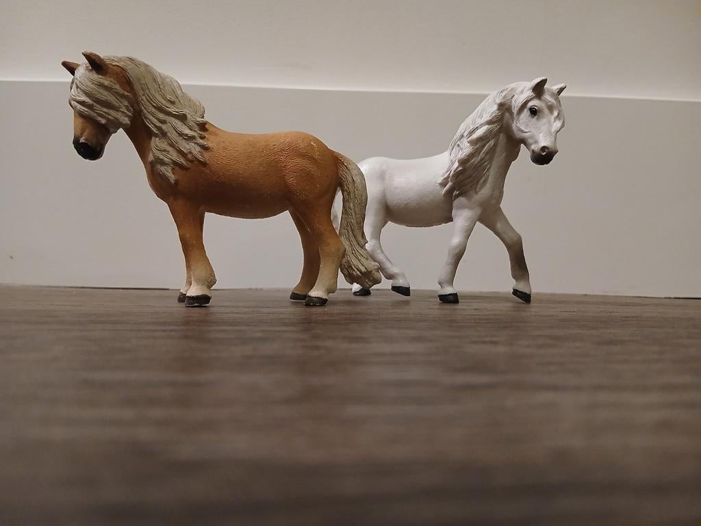 Schleich pony's, Ophalen of Verzenden, Zo goed als nieuw