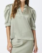Neo noir roella heavy sateen blouse pastel groen, Kleding | Dames, Blouses en Tunieken, Maat 38/40 (M), Neo noir, Nieuw, Ophalen of Verzenden