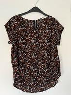 Bloemetjes shirtje van ONLY maat 38, Ophalen of Verzenden, Zo goed als nieuw, Maat 38/40 (M), Korte mouw
