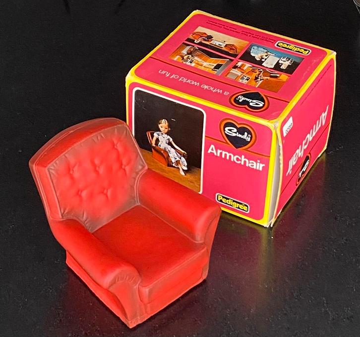Vintage Pedigree Sindy Armchair in doos 80 s, Kinderen en Baby's, Speelgoed | Poppen, Barbie, Ophalen of Verzenden