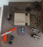 Nintendo NES Compleet, Spelcomputers en Games, Spelcomputers | Nintendo NES, Ophalen of Verzenden, Gebruikt, Met 2 controllers