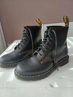 Dr Martens, mat zwart, maat 43, Nieuw, Ophalen of Verzenden, Zwart