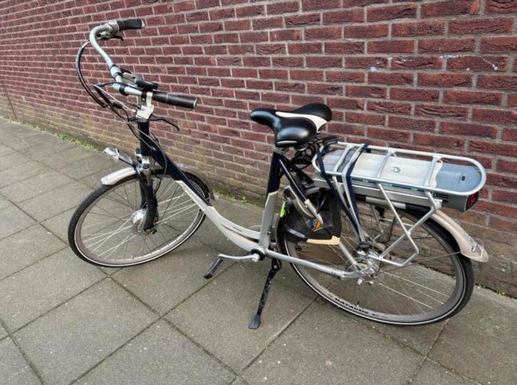 Batavus Easy Intermezzo elektrische fiets, Fietsen en Brommers, Fietsen | Heren | Herenfietsen, Zo goed als nieuw, Batavus, Versnellingen