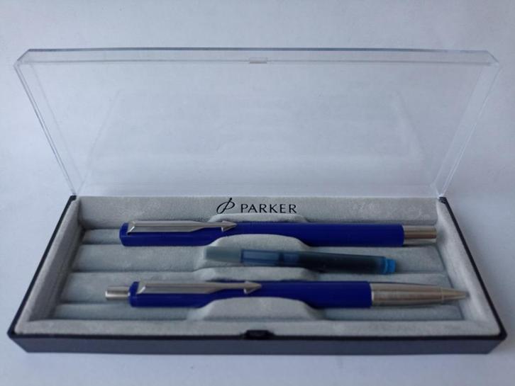 Pennenset Parker Vector donkerblauw – nieuw in doosje, Verzamelen, Pennenverzamelingen, Nieuw, Pennenset, Parker, Met doosje, Verzenden