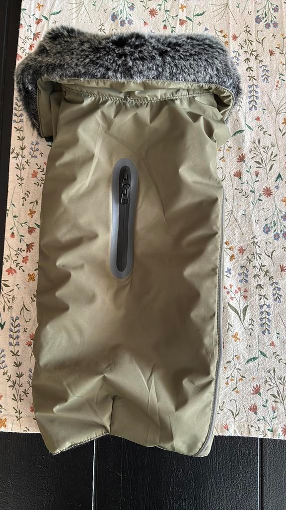 Te koop hondenjas, Ophalen of Verzenden, Zo goed als nieuw, Hondenjas