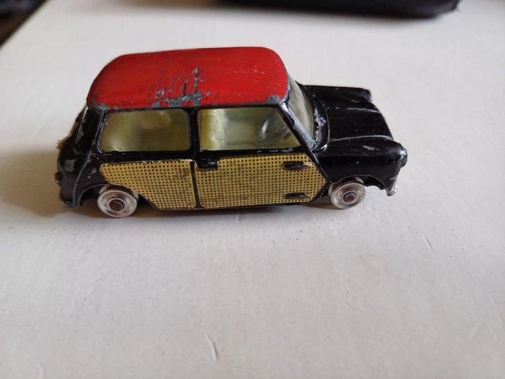 Corgi toys morris mini cooper opknapper, Hobby en Vrije tijd, Modelauto's | Overige schalen, Gebruikt, Auto, Ophalen of Verzenden