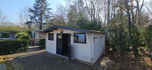 Schuur blokhut  te koop  ongeveer 15m2   (3 x 5 meter buiten, Tuin en Terras, Tuinhuizen, Gebruikt, Blokhut, Hout, 250 tot 500 cm