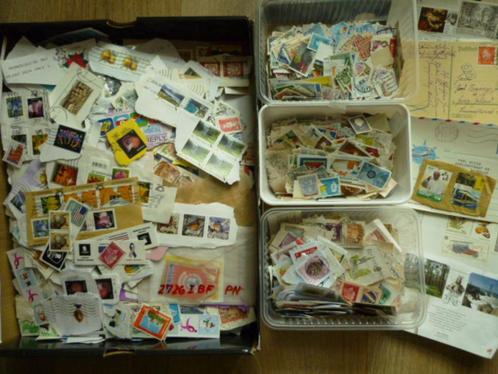 Doos zegels wereld ruim 2 kilogram, Postzegels en Munten, Postzegels | Volle albums en Verzamelingen, Nederland en Buitenland