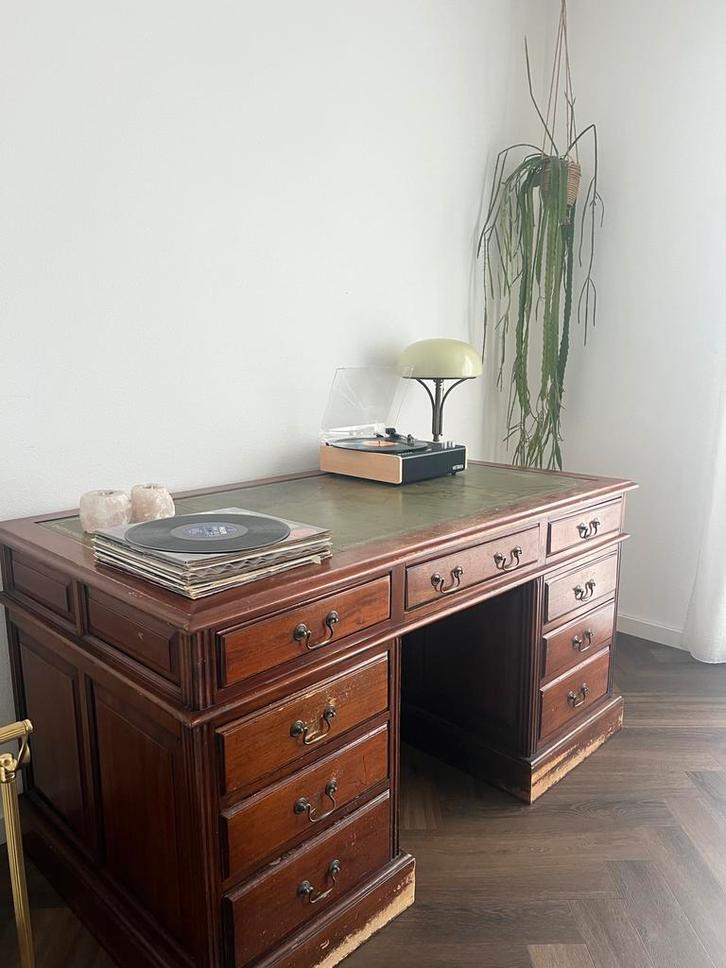 Antiek Klassiek Engels bureau, Huis en Inrichting, Bureaus, Gebruikt, Ophalen