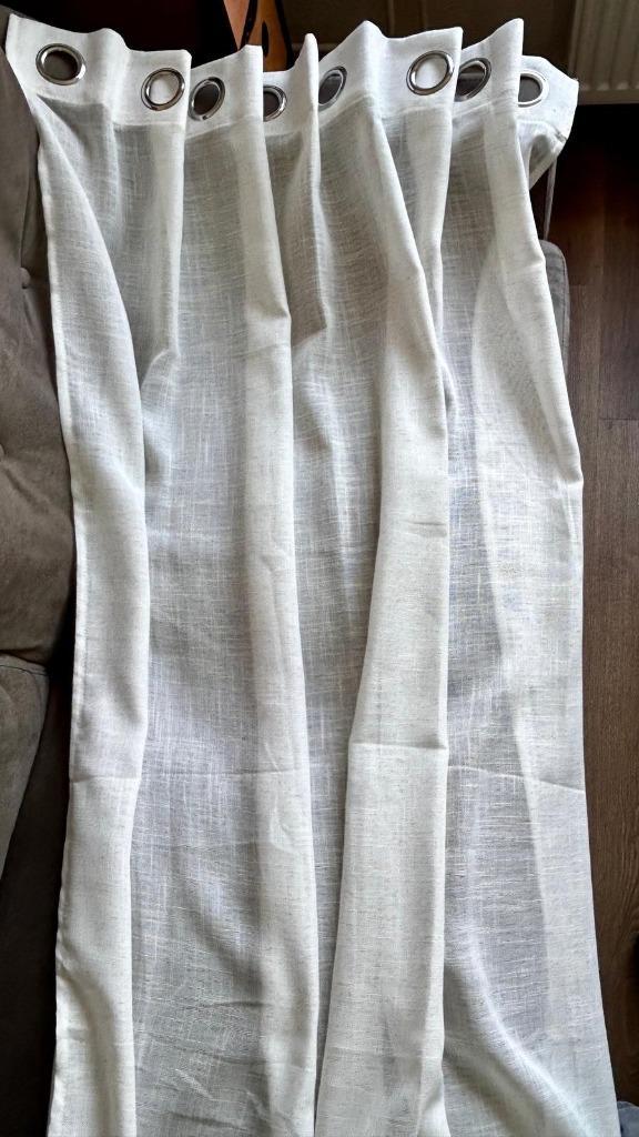 Gordijn 2 stuks, Huis en Inrichting, Stoffering | Gordijnen en Lamellen, Zo goed als nieuw, 200 cm of meer, 100 tot 150 cm, Crème