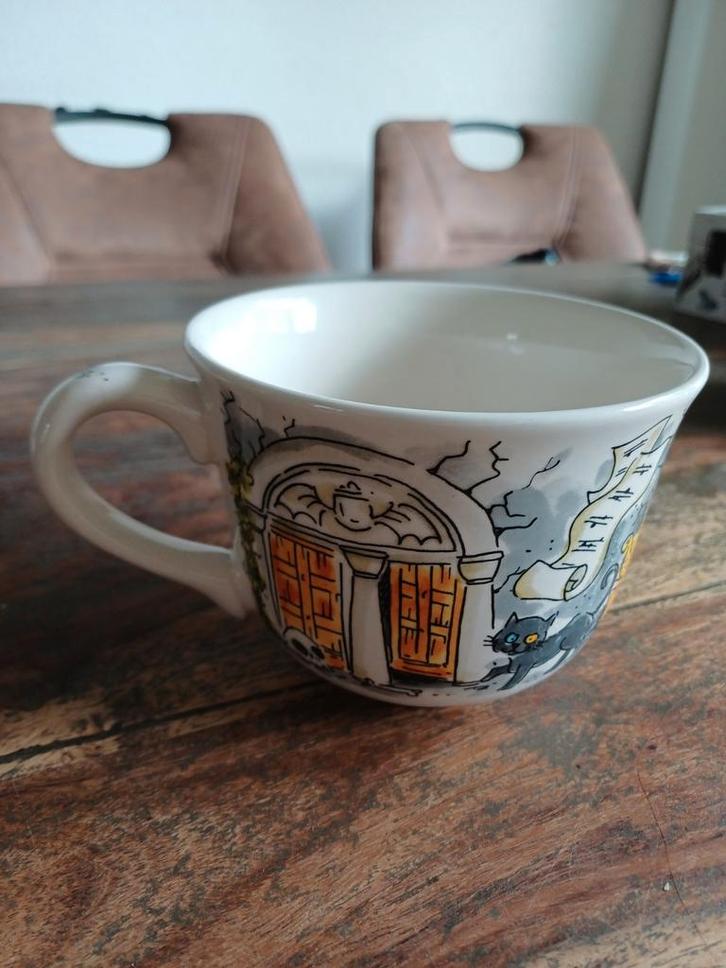 Blond Dans Macabre, Huis en Inrichting, Keuken | Servies, Zo goed als nieuw, Kop(pen) en/of Schotel(s), Blond Amsterdam, Aardewerk