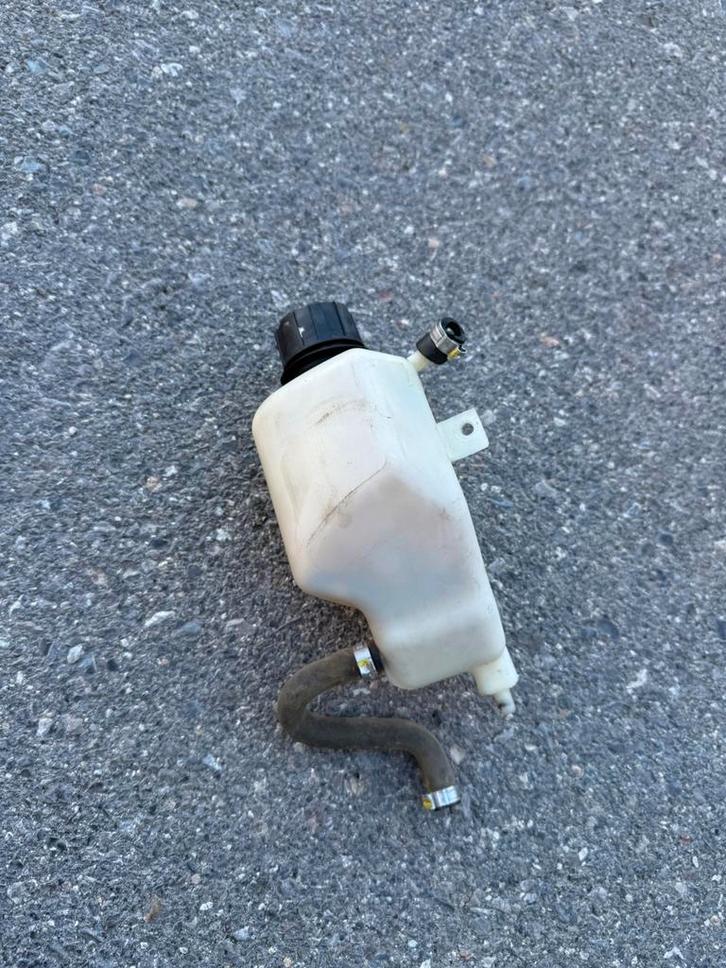 Piaggio zip Sp koelvloeistof tankje H2O 2T onderdelen, Motoren, Tuning en Styling, Ophalen of Verzenden