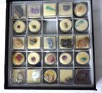 doos met steentjes, mineralen, Verzamelen, Mineralen en Fossielen, Ophalen of Verzenden