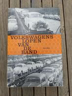 "Volkswagens lopen van de band"  VW geschiedenis, Ophalen of Verzenden, Gelezen, Volkswagen