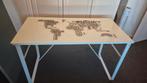Bureau met glazenplaat met wereldkaart 120x60cm, Ophalen, Gebruikt, Bureau