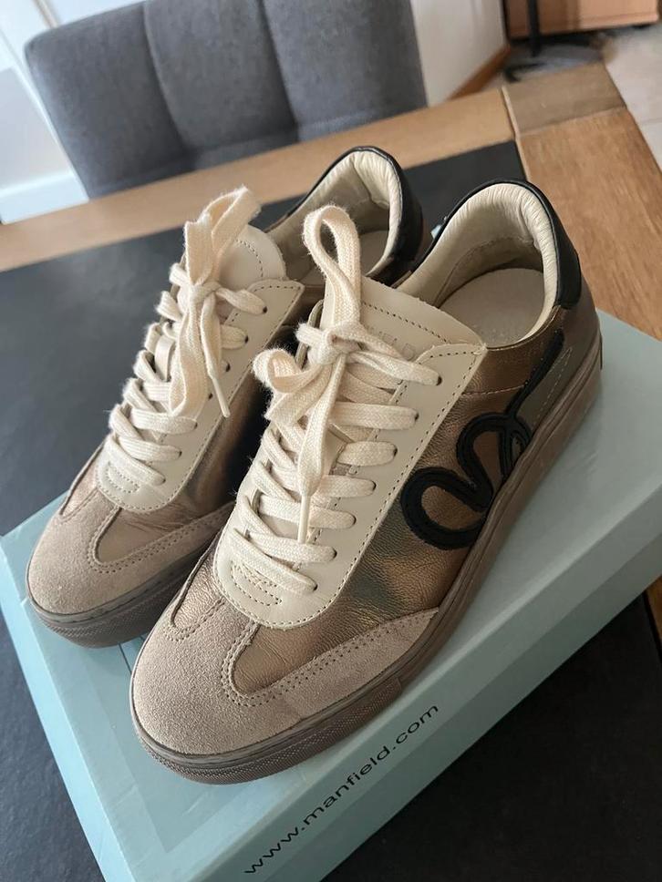 Manfield sneakers goud, bruin, beige en zwart maat 37, Kleding | Dames, Schoenen, Zo goed als nieuw, Sneakers of Gympen, Beige