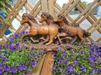 vintage zeer oud wand beeld van paarden, Ophalen of Verzenden