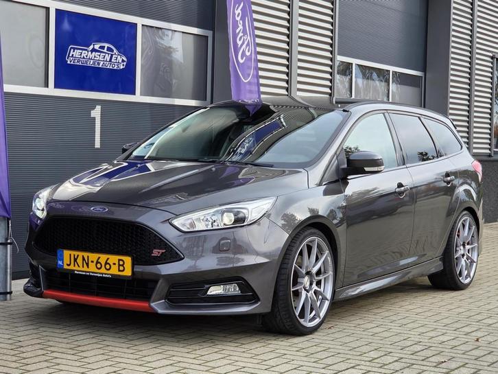 Ford Focus 1.5 ecoboost 150PK ST ombouw! Nieuwe distributie!, Auto's, Ford, Bedrijf, Te koop, Focus, ABS, Airbags, Airconditioning