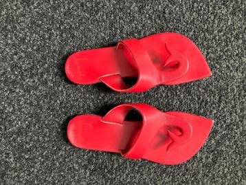 Handgemaakte leren teenslippers, maat 39 beschikbaar voor biedingen