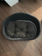 Grote hondenmand met kussen, Ophalen, Zo goed als nieuw, Riet