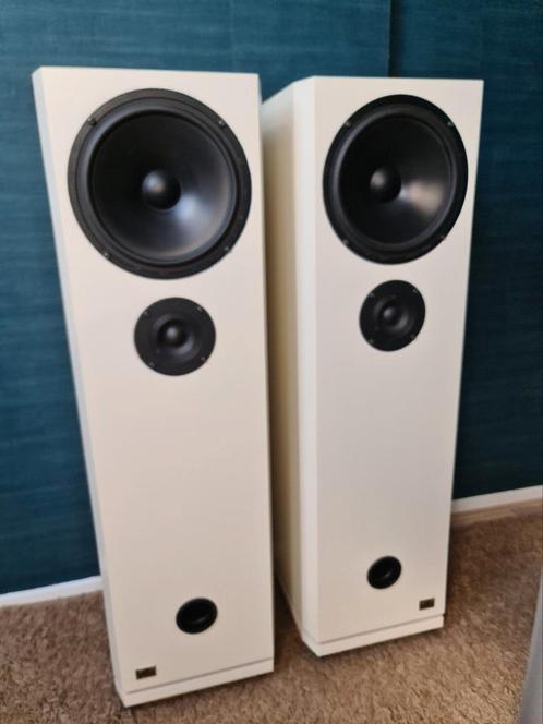 Vifa Filigran luidsprekers. (Zeldzaam), Audio, Tv en Foto, Luidsprekers, Zo goed als nieuw, Front, Rear of Stereo speakers, 120 watt of meer