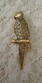 Fraaie pin broche Vogel / papegaai .../ goudkleur met strass, Overige materialen, 4 tot 7 cm, Ophalen of Verzenden, Zo goed als nieuw