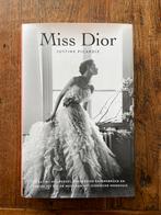 Miss Dior - Justine Picardie, Ophalen of Verzenden, Zo goed als nieuw