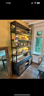 Kast industrieel metaal hout boeken, Huis en Inrichting, Kasten | Boekenkasten, Gebruikt, Ophalen of Verzenden, Metaal, 150 tot 200 cm